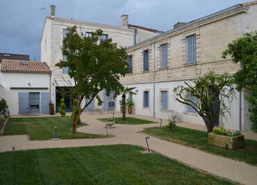 Logis de Sèvres