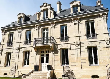 Tous droits réservés