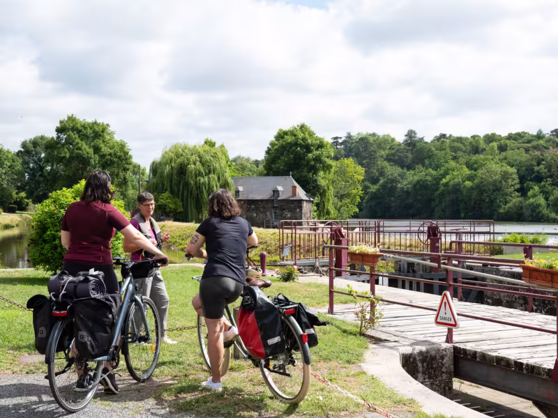 Bords de Mayenne à Chenillé-Champteussé