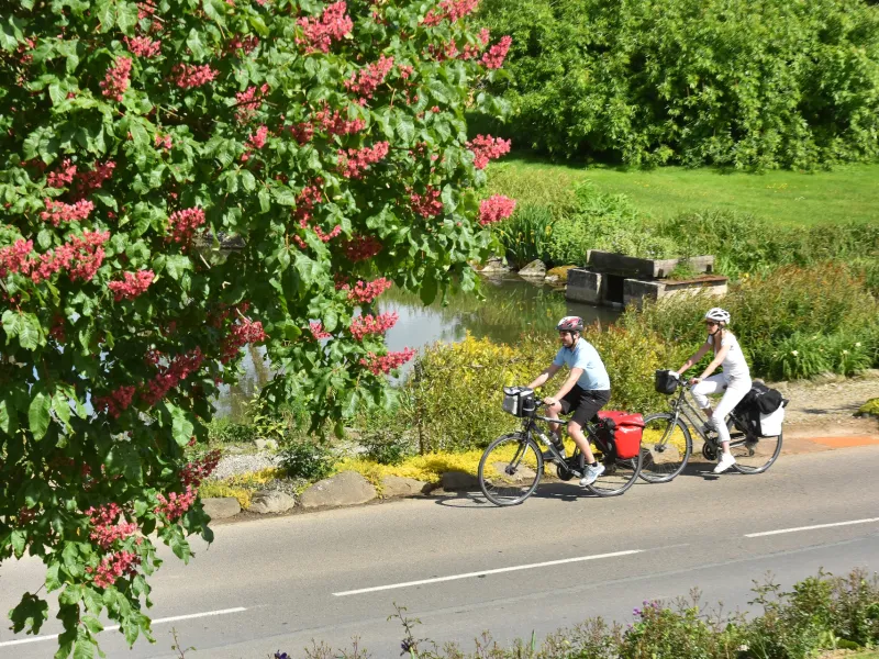À vélo vers Saint-Fraimbault
