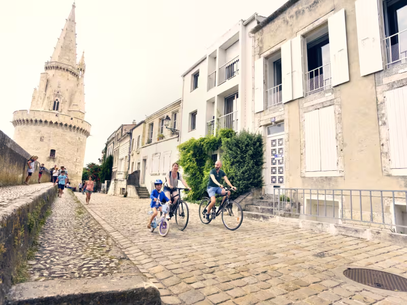 À Vélo dans le centre-ville de La Rochelle