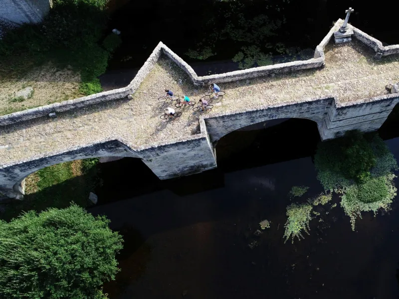 Pont roman sur le Thouet à Saint-Généroux