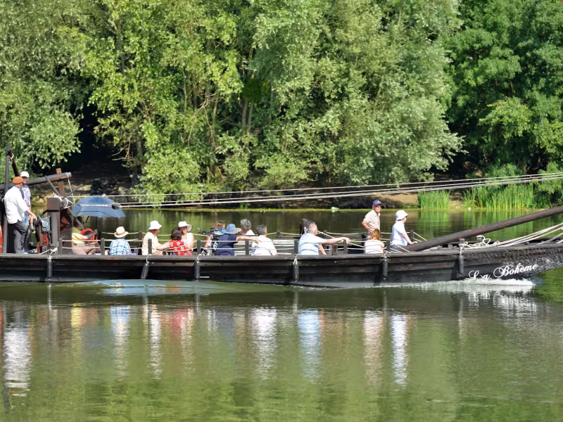 Navigation en toue sur la Maine