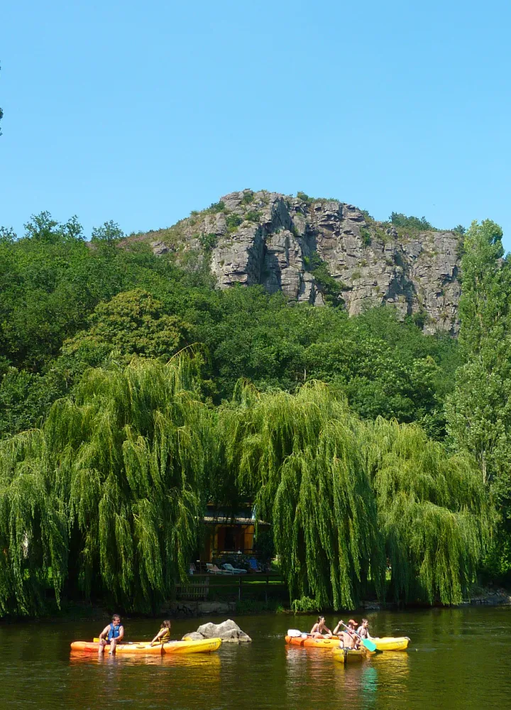 Canoe Kayak sur l'Orne, près de Clécy