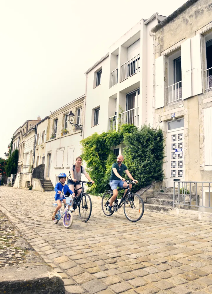 À Vélo dans le centre-ville de La Rochelle