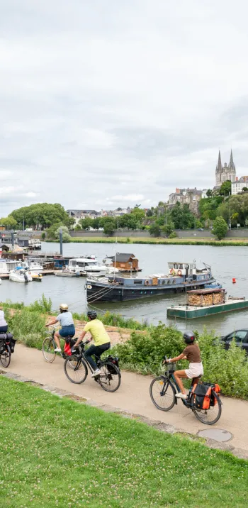 Au fil de la Mayenne à vélo - Angers, La Vélo Francette