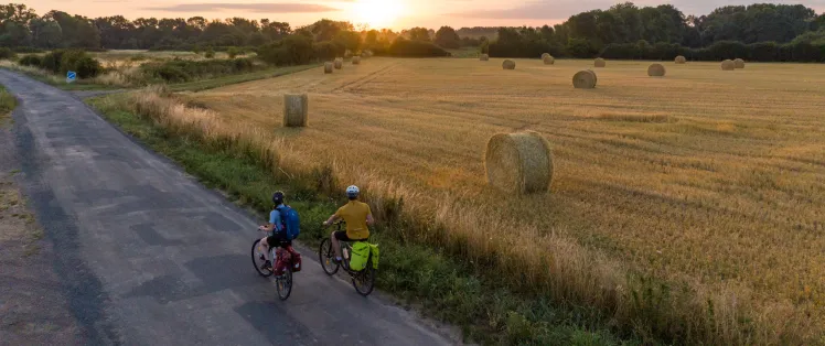 Coucher de soleil à Taizon - La Vélo Francette