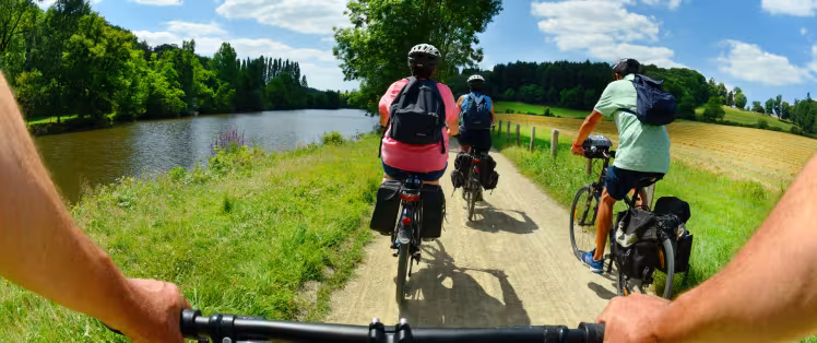 La Vélo Francette aux bords de Mayenne