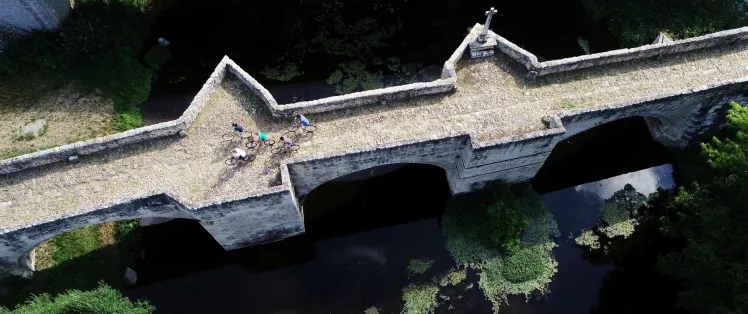 Pont roman sur le Thouet à Saint-Généroux
