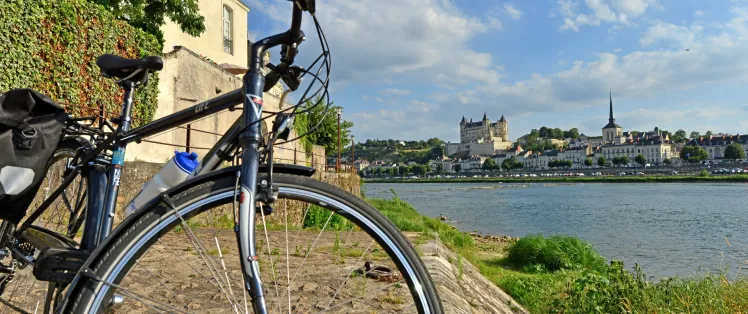 Vélo en bord de Loire à Saumur