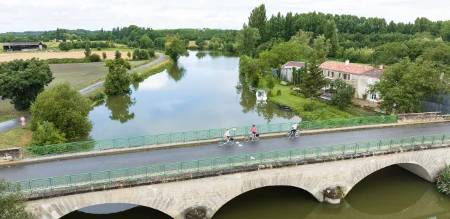 Damvix / Bazoin / Marans