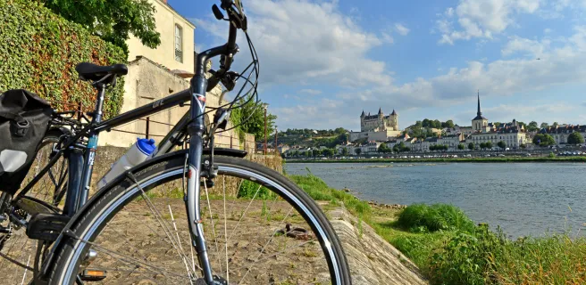 Vélo en bord de Loire à Saumur