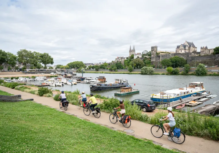 Au fil de la Mayenne à vélo - Angers, La Vélo Francette