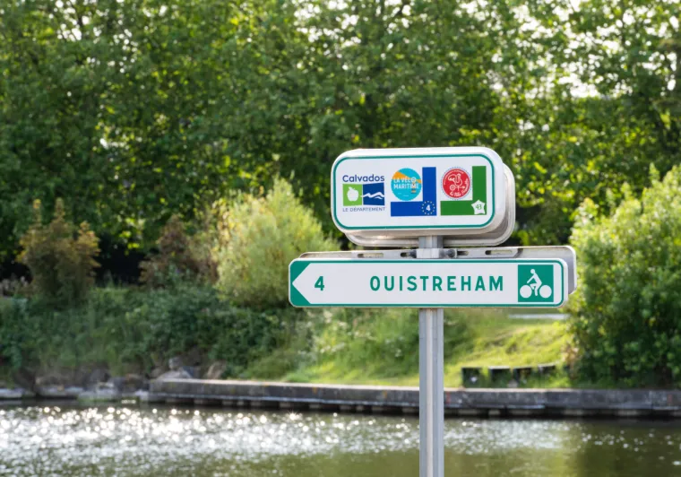 Balisage de La Vélo Francette - Panneau de signalisation