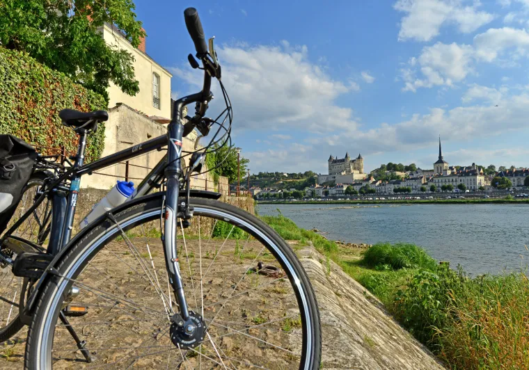 Vélo en bord de Loire à Saumur