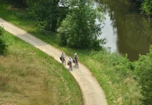 Vue aérienne de la Vélo Francette autour de Parthenay