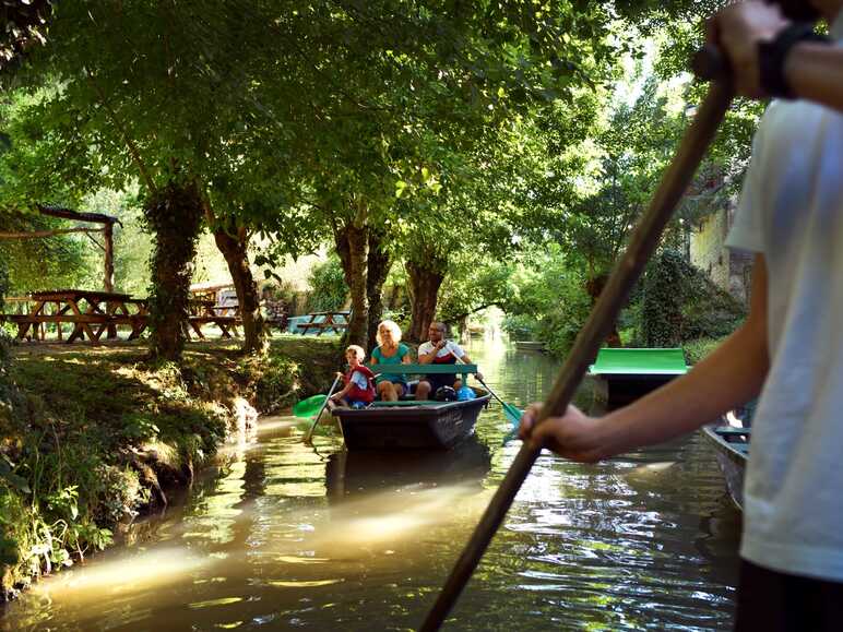 Balade en barque à la Garette - Marais Poitevin 