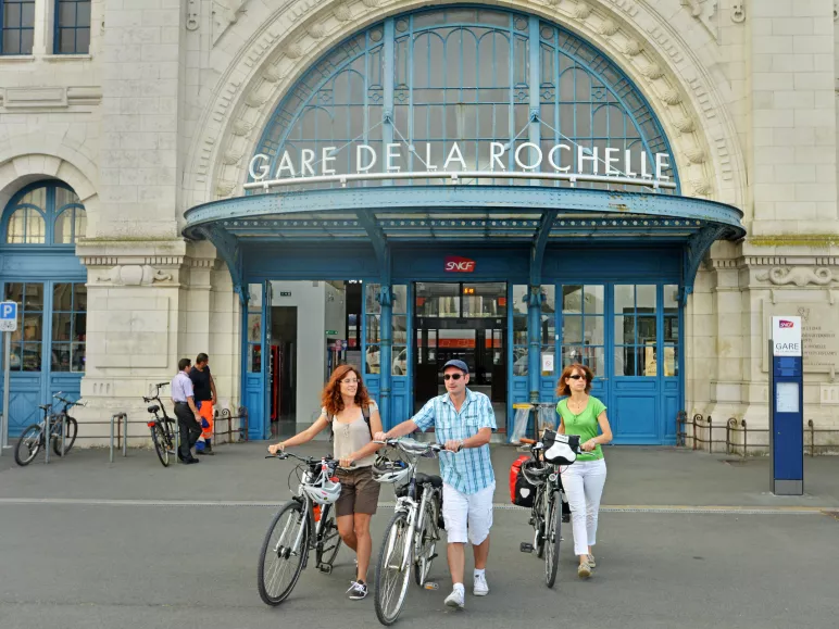 Gare de La Rochelle retour en train sur La Vélo Francette