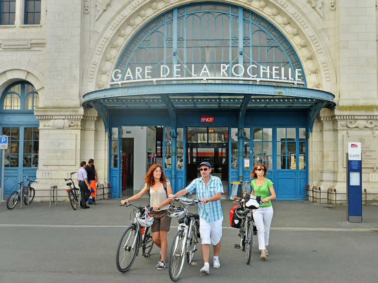 Gare de La Rochelle retour en train sur La Vélo Francette