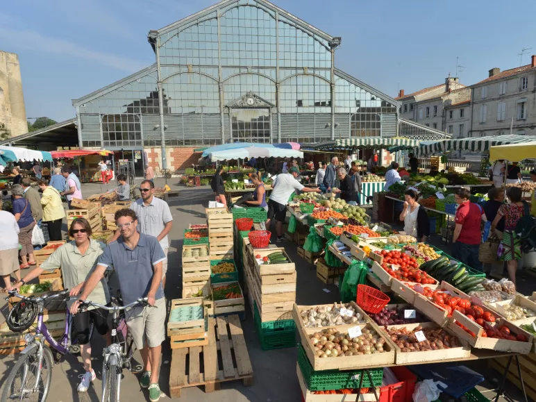 Marché de Niort sur La Vélo Francette