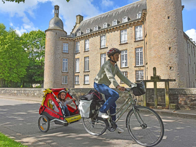 Vélo en famille vers Flers sur La Vélo Francette